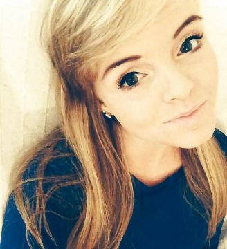 PrettyLittle69 uit Antwerpen,Belgie